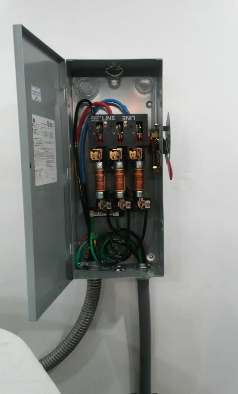 Three-phase disconnect switch installed for Electrical Wiring & Rewiring in Alachua